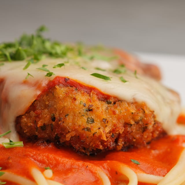 Box Lunch — Fried Chicken Parm.